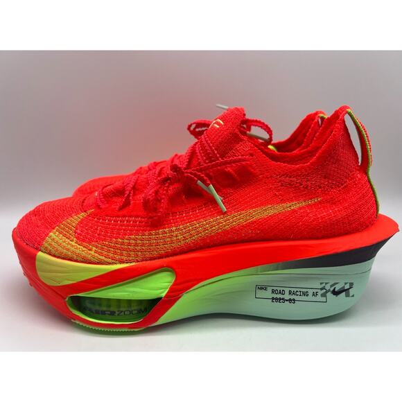 Nike Air Zoom Alphafly Next% 3 Bright Crimson Women's Size 7 FD8315-600 New. - Picture 2 of 16